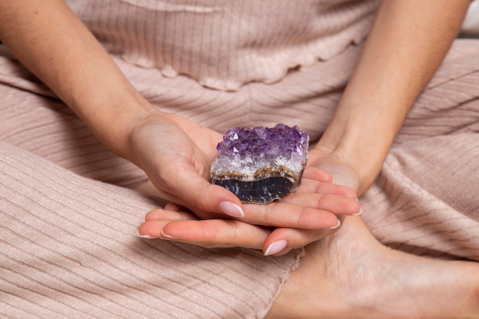 Crystal therapy Crystal therapy in Nagpur